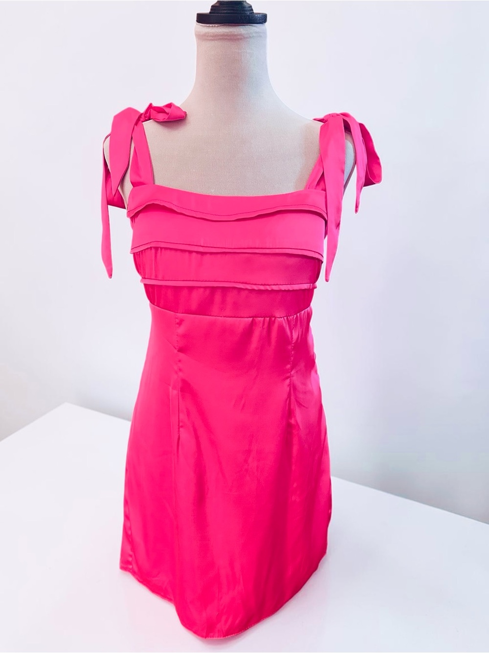 Fashion Nova Hot Pink Satin Tie Strap Mini Dress Open Back Size 6 - Picture 3 of 16